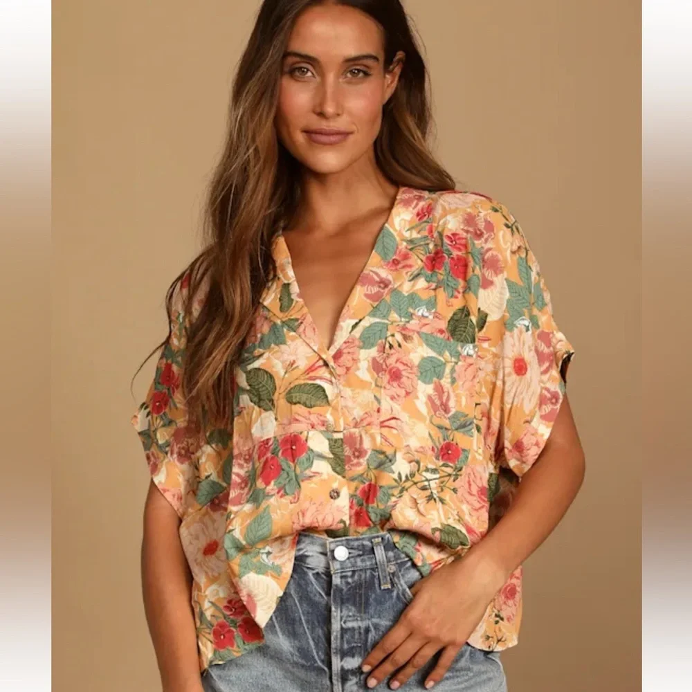 NWT Lulus Island Floral Button Up Top Small - Picture 1 of 8